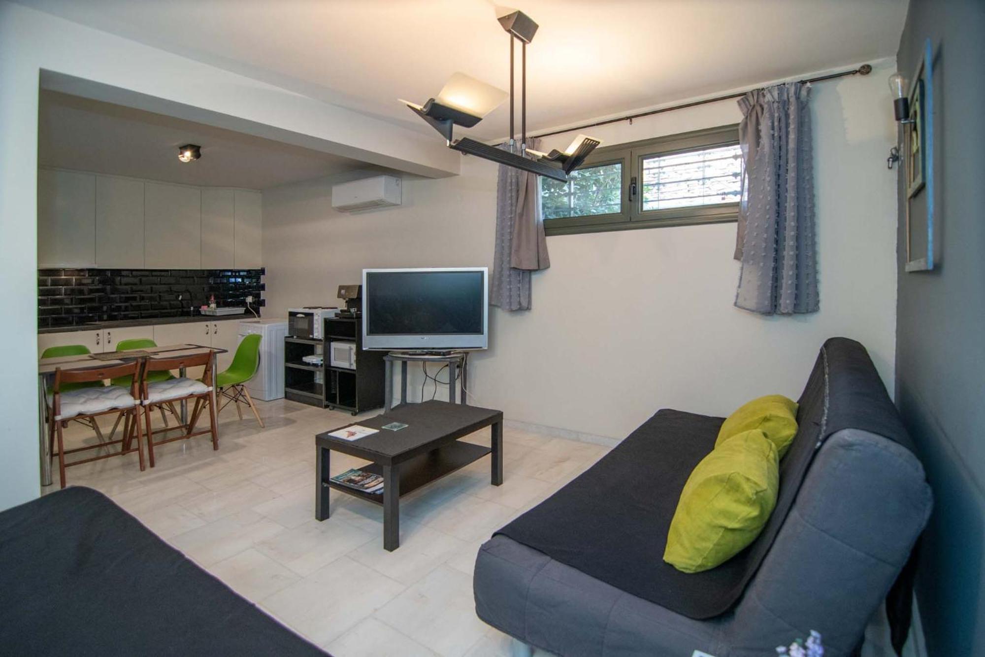 Nafplio Cozy Apartment- Ιδιωτικό Parking ภายนอก รูปภาพ